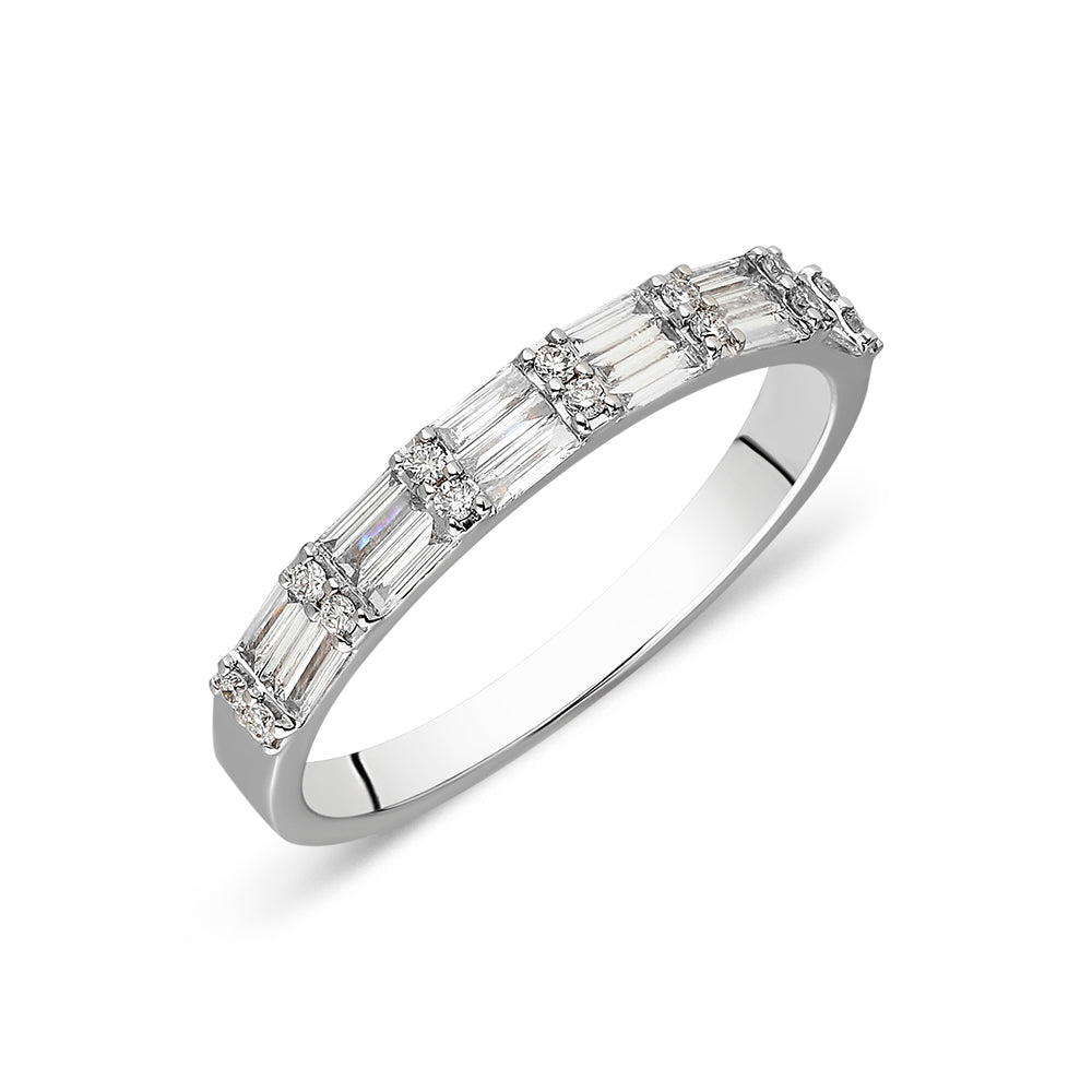 0,47 Karat Pırlanta Yüzük BGT-1-YZ04800,47 Karat Pırlanta Yüzük BGT-1-YZ0480 | Best Price in 2023 at vav diamondBaget, Yarımtur, Yüzük